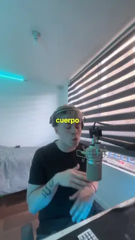 siempre quise escribirle un verso a una de mis canciones favoritas… que les pareció?🧏🏻 #reggaetonviejito #reggaeton #reggaetonoldschool 