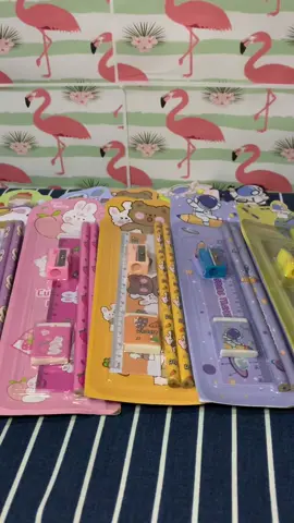 Nag-iisip na ng goft para sa mga kods tis Christmas? Ito na yun! #5in1stationeryset #stationeryset #giftideas #giftforkids #fyp 