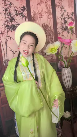 Nhà Út Mận chuyên cho thuê và chụp ảnh Nhật Bình nhé cả nhà yêu của Út.Cần gì ớ Út cái nhé 😘#utmanreview #thoitrang #utmanmientay #hottrend #nhacmientay 