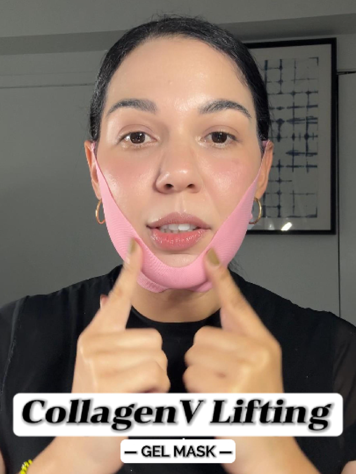 ✨ Adiós a la papada, hola al skincare coreano 😍  Esta mascarilla redefine el rostro, tonifica y desinflama en minutos 💆‍♀️✨ 💖 Camellia Deep Collagen V-Lifting Mask de @roundlab.us 💖 Con colágeno + retinoide suave + antioxidantes 🌿 Textura hidrogel, efecto frío y resultados desde el primer uso ❄️ 🛍️ Disponible ahora en TikTok Shop  #roundlab #chinmask #tiktokshopcreatorpicks #tiktokshopblackfriday #ladelentes #kbeauty #skincareroutine