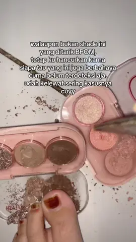 untung pakenya jarang jarang🥲 buat para korban semoga lekas sembuh🤲🏻 #kasus #pinkflash #eyeshadow #fyppppppppppppppppppppppp #viral 
