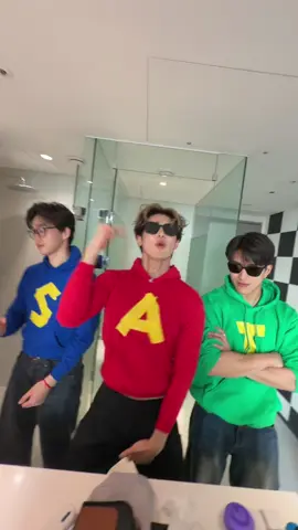 Everyday is Halloween for me @Kenny Song @Fred #alvinandthechipmunks 