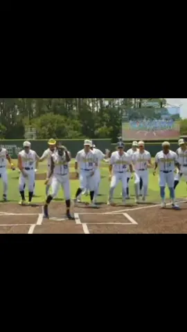 @thesavbananas #dance edit #savannahbananas #bananaball #baseball #fyp 