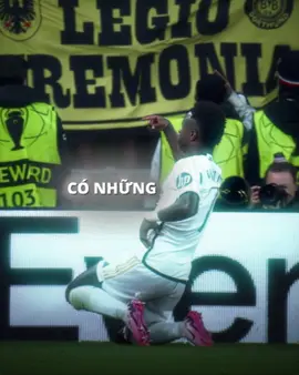 Tình yêu là gì . Là Real madrid #bongda #xuhuong #realmadridfc #fyp #bellingham 