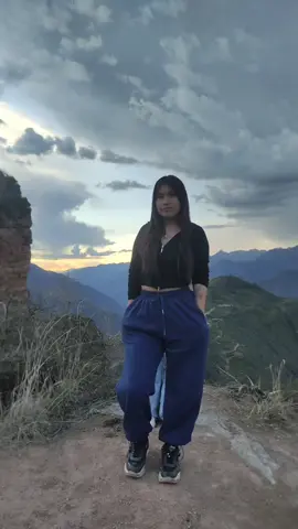 atardecer 🌇💐💕❤️ alguien pa hacer el trend .?