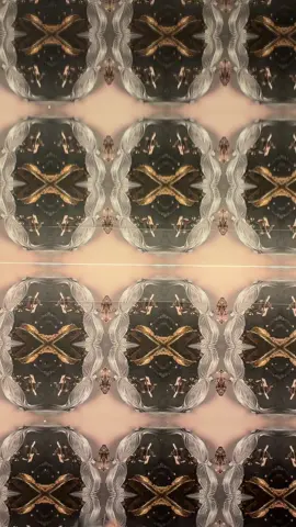 Seeing @BILLIE EILISH 