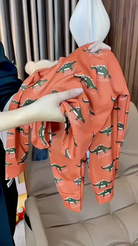 Bộ khủng long dài tay thu đông cho bé #quanaotreem #xukemshopp #mevabe