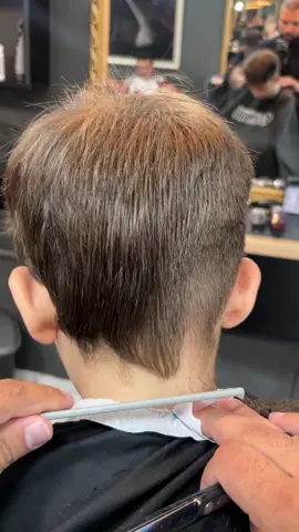 #asmrbarbershop #cortedecabelo #asmr #asmrsounds #asmrvideo 