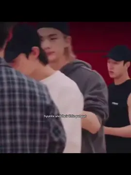 ☹️ #felix #hyunjin #hyunlix #yongbok 