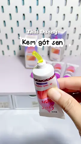 Kem Gót sen (Hộp 1 tube x 20g) - Dưỡng ẩm #kemgotsenthaiduong #kemgotchan #kemduongam #kemduongamgotchan #kemgotsen #kemnegotchan #gotsen #nutgotchan #nutgotchantay #kemduongda #thaiduong #duongam #saothaiduong #kemnutgotchan #duongdataychan #lamdep #xuhuong #xuhuongtiktok #unboxing 