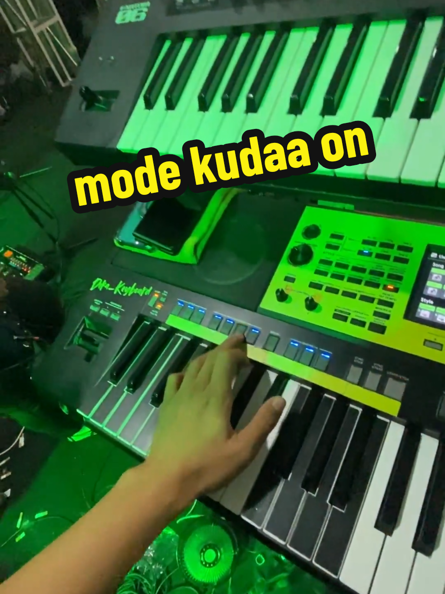 Mosok gak njaran ngeneki !!  #ceksound #jaranan #fypシ #fyp #fyp  @donsstory @anopp_2 @okyokeproject @agoezkhentoz 