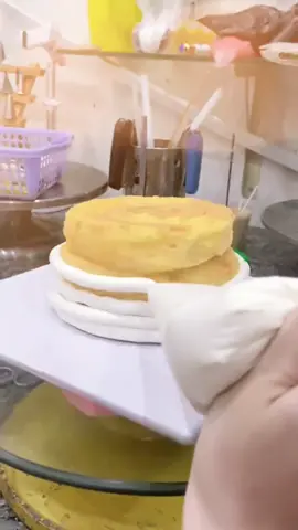 Một ngày thật đặc biệt....và chiếc bánh này cũng đặc biệt như thế ❤️❤️❤️❤️❤️ #bánhkem #trầnngân #tranngan #sinhnhật #kỷniệm 