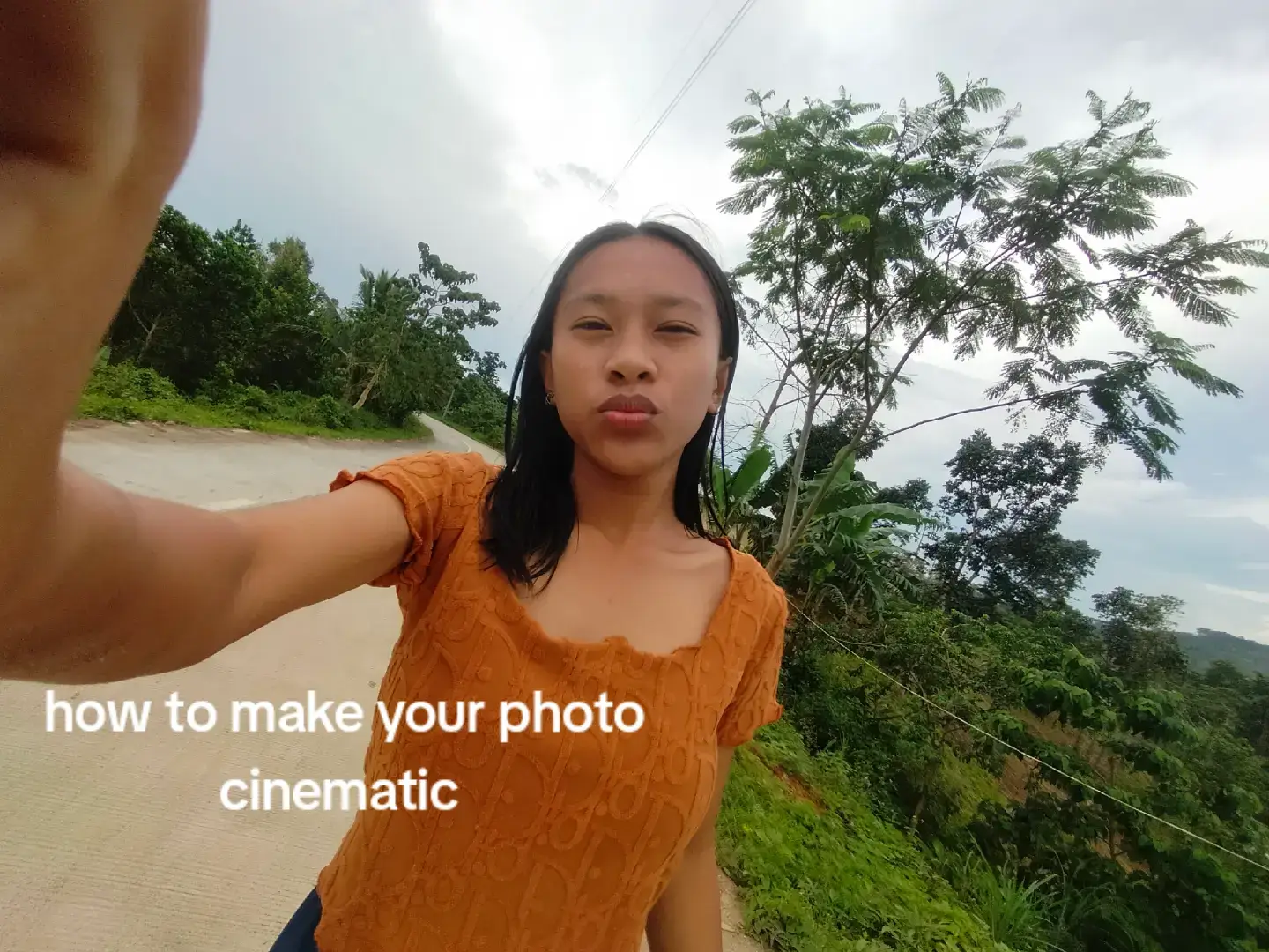 how to make your photo cinematic 💙🤍 #ellay 