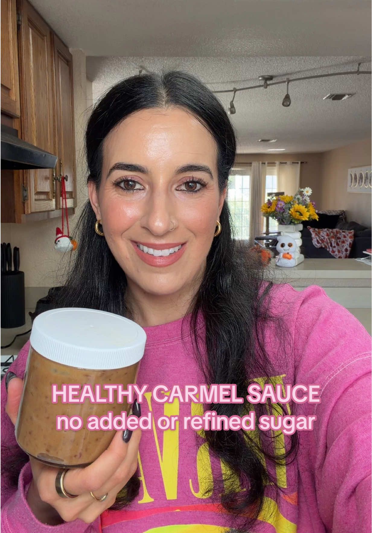 Healthy Carmel sauce that is so versatile. You can put it in oatmeal, yogurt, coffee, pastries, the list goes on and on. It's made with no refined or added sugars and is also packed with fiber #dairyfreerecipes #healthydessert #caramel #caramelapples 