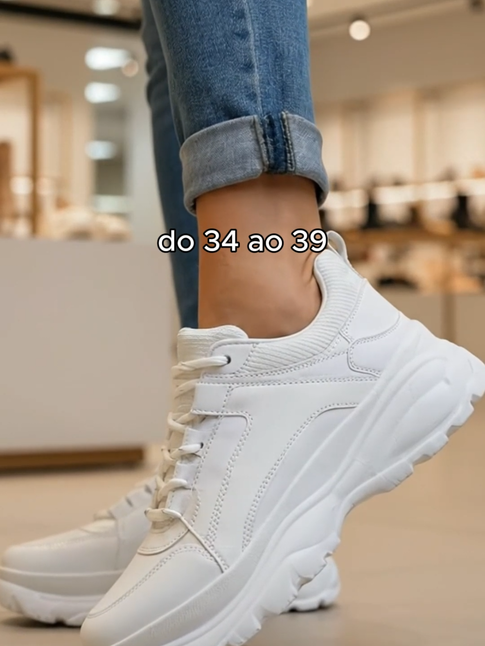 Tenis Feminino Branco Blogueira Bufallo Plataforma Chunky Sneaker Confortável. #tenisfeminino #calcadofeminino #tenisblogueira #mulherbonita #modafeminina 