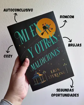 📖 Mi ex y otras maldiciones - Erin Sterling “Nunca mezcles la magia con el vodka” 🐰 Reseña: Vivienne es una bruja a la que le rompen el corazón y, al estar bebiendo vodka con su prima, le lanzan una maldición a su ex con una vela aromática, pensando que no pasaría nada. Pero 9 años después, él regresa al pueblo y descubren que esa maldición no era tan inofensiva como pensaron. Desde ahí, Viví comenzará a trabajar con Rhys en equipo para romper el hechizo y salvar al pueblo, que también se verá afectado por la magia. Es un libro perfecto para leer en spooky season: liviano, divertido, con magia, un par de guiños a Harry Potter y alguna que otra escena de tensión 🌶️ Me gustó bastante y me divertí leyendo, aunque me faltó un mejor desarrollo para el desenlace final 🪄 ⭐️⭐️⭐️ #bookstagram #bookreviews #romcombooks #cozyreads #reseñaliteraria   
