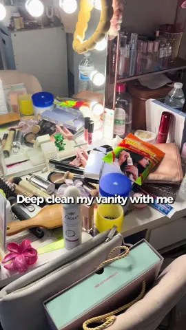 This was sooo overdue #fyp #vanitytour #vanityhaul #makeup #skincare 