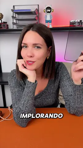 Com todas as vantagens que você precisa, é Exatamente assim que CrystalArmor protege o seu celular! Com resistência 9 contra riscos e arranhões, tecnologia hidrofóbica e proteção de privacidade as nossas películas vieram para atender toda a sua necessidade de forma muito eficaz 😚#CrystalArmor #tecnologia #iphone #qualidade 