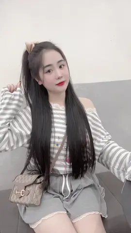 Hẹn hò nhưng k iêu😂😂#tinhyeu 