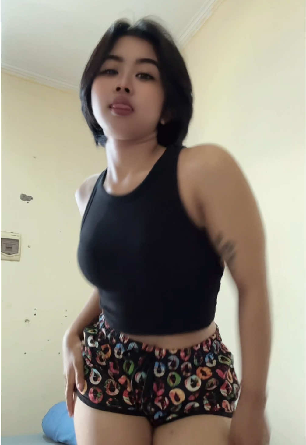 jangan di pandang”💃🏻