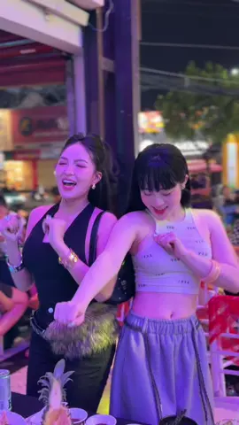 Lại là Trinh đi nhậu nữa nek 😆😆😆