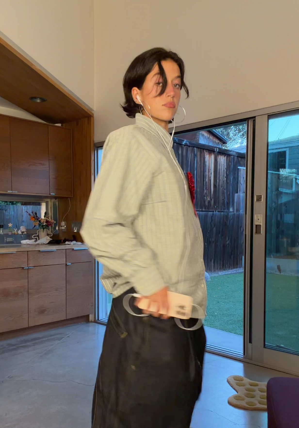 there’s a bunny in my yard #fyp #styleinspo #outfitideas 