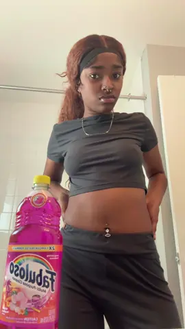 Don’t mind my lil dance 🤣 #trend #foryou #blowthisup #yaniiluv 