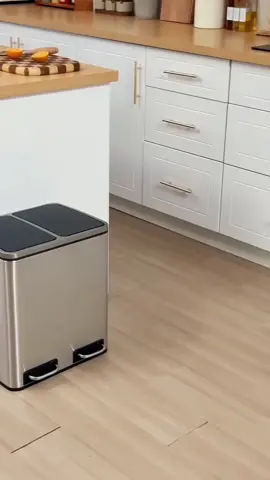 Thùng Rác Đôi Inox, Thùng Rác Đạp Hai Ngăn Để Phòng Khách, Phòng Bếp 2 Ngăn Có Nắp Đậy Ngăn Mùi. ##decor##trangtri##thungrac##phongkhach##bep @@Góc Nhà Xinh @@Góc Nhà Xinh @@Góc Nhà Xinh