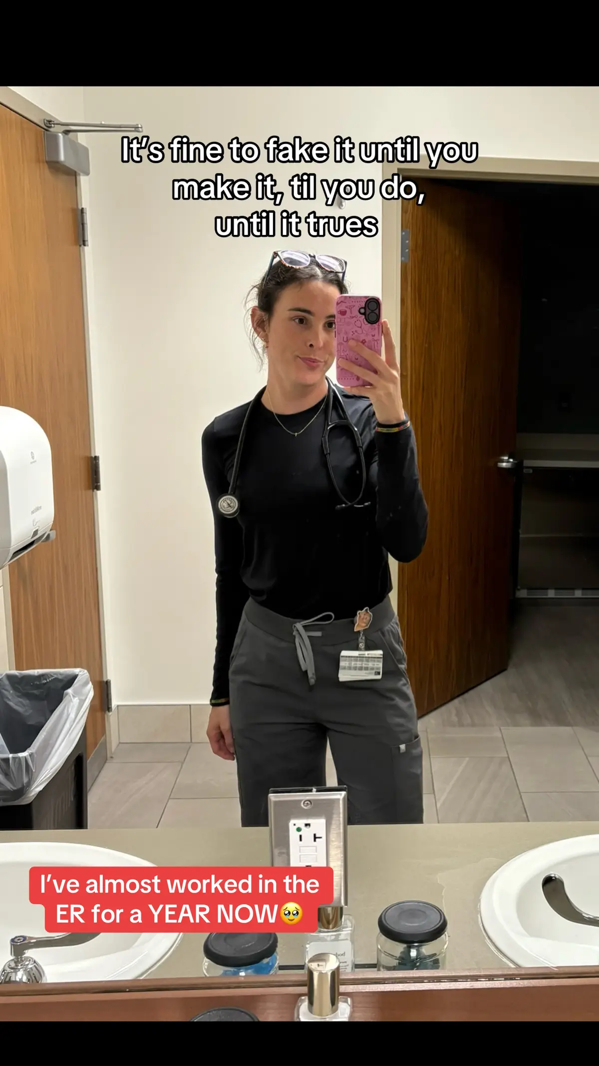 I wanted to work in the ER!!!!!! And now I’ve almost worked in the ER FOR A YEAR!!!!  #emergencymedicine #paschool #healthcare #womeninmedicine 