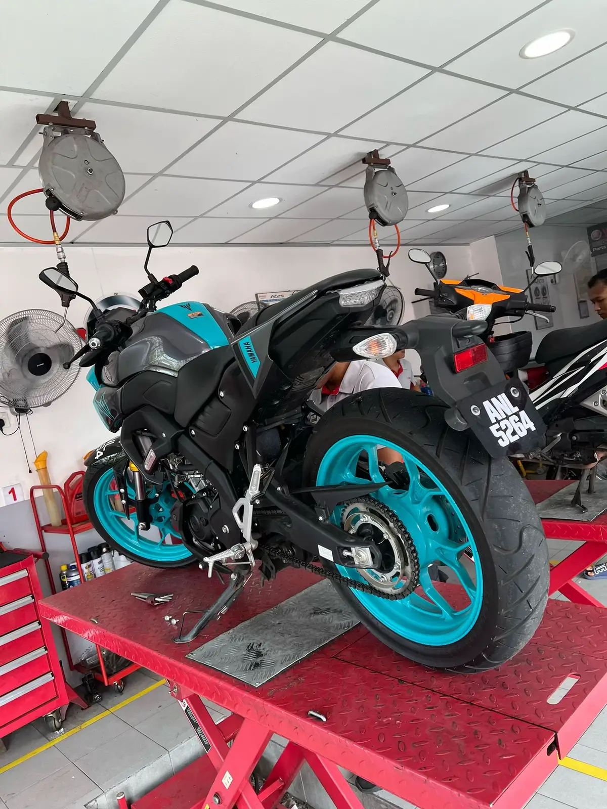 YAMAHA MT150 SERVIS MINYAK ENJIN DAN TUKAR OIL FILTER✅YANG MANA NAK SERVIS BOLEH WALK IN😍🫶🏻#yamaha #yamahamt #hwaloongkualakangsar #kedaiserviskualakangsar #kedaimotorperak 