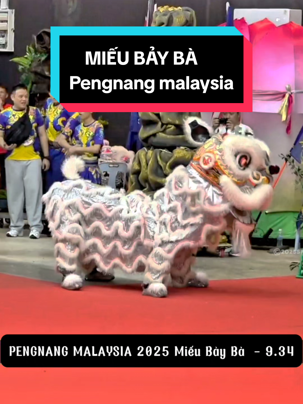 Miếu Bảy Bà An Giang tiếp tục gây ấn tượng mạnh trên đấu trường quốc tế Điểm số:  9.34 #mieubayba  #lansurongvietnam #lansurong #malaysialiondance #liondance  cre: srpdworld