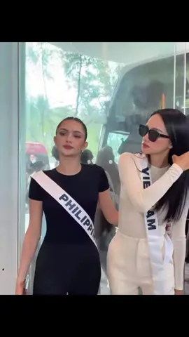 Hương Giang x Ahtisa sáng nay #huonggiang #missuniverse #ahtisamanalo #missuniverse2025 