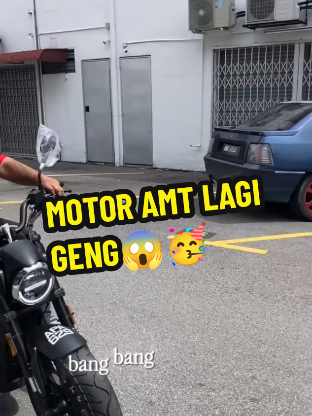 QJMOTO SRV 250 AMT🥳Tak pandai bawah cluch?ini solusinya pulas je sebab ni AMT geng😱🤩#fyp #fyppppppppppppppppppppppp #whsmotorbanting #viralvideo 