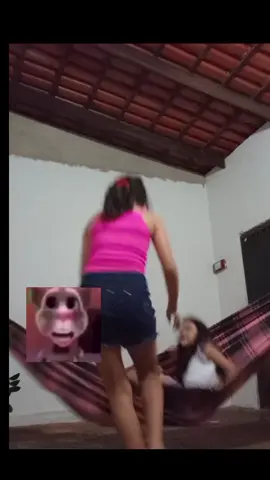 #funnyvideos :: KAKAKAKAK COITADA DA MINHA PRIMA . . . . . . . . . . . . . . 𝓣ags| #fyp #mulherdepreso🔓🕊👫💍 #vaiprofyinferno👺🔪 #rir 