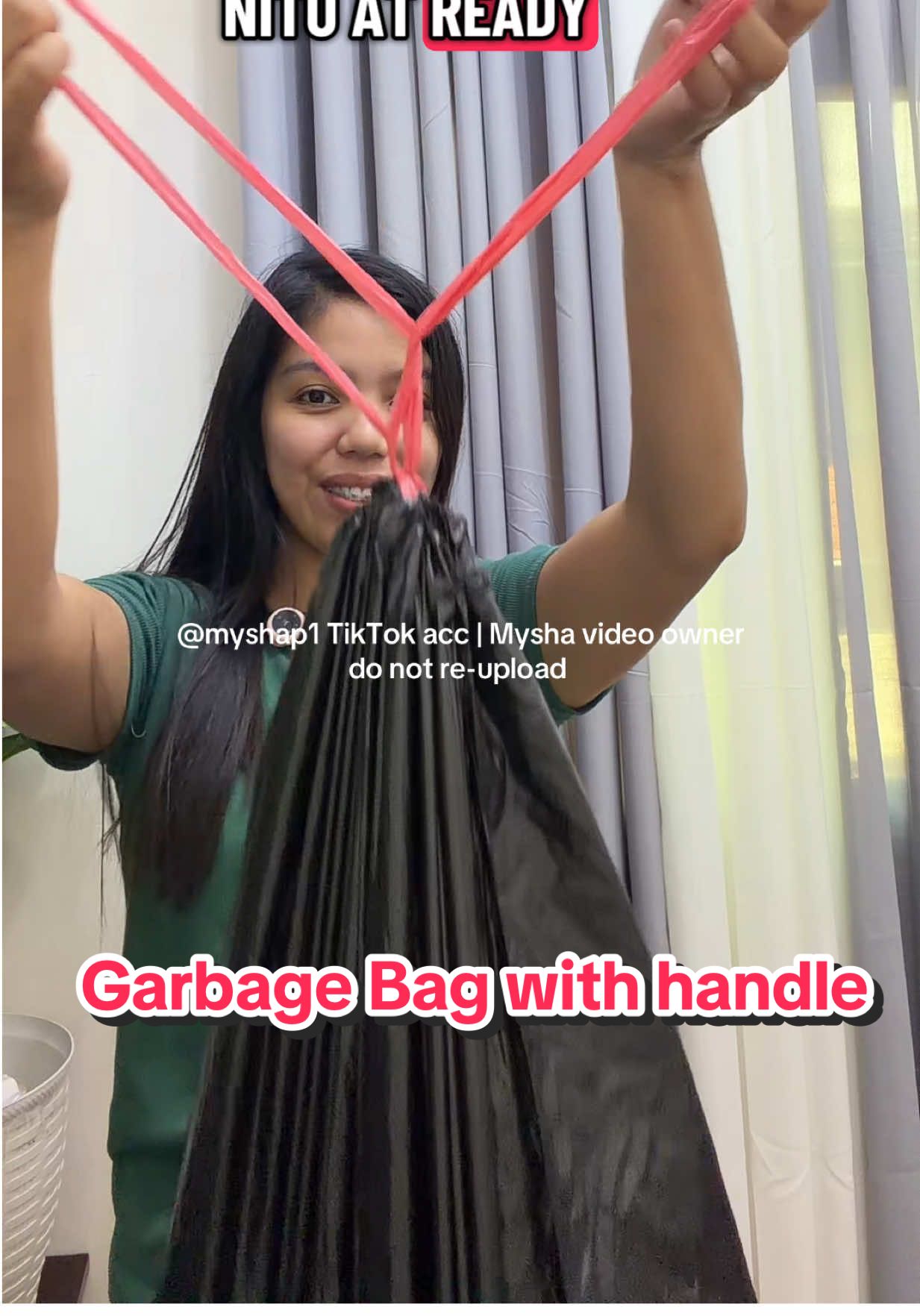 Garbage bag with handle hindi na kailangan maghanap ng panali #garbagebag #garbage #trashbag #garbagebagwithstring #garbagebagwithhandle 