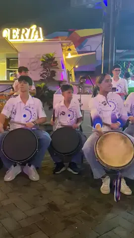 presentación de hoy con la Décima Estación J23 #gaitas #tumbadoras #tambores #bongo #navidad 