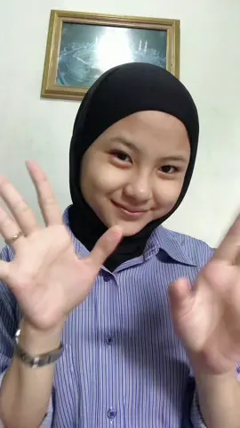 products:  moist: glowies ss: glow&bee tone up cream: scora skintint: y.o.u shade shell ivory cream blush: bnb 06 loose powder: teratu eye pallete & contour: urracx (ungu) powder blush: gogotales g03 eyebrow: focallure (brown) browcara: bnb (brown) maskara: o.two.o eyeliner: bnb lip: somethinc idol (encore) & somethinc glaze (pwr) brush & puff: maange & naked eyelash curler: madam gie