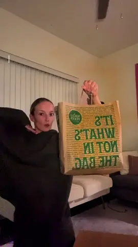 I love you @Too Good To Go & @Whole Foods Market I'm you're biggest fan🤭🤭 #averydayhealth #wholefoodshaul #groceryhaul #toogoodtogo #sustainablelifestyle 