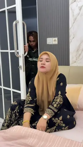 Hampir aja ketahuan@@Faiz_sarif 