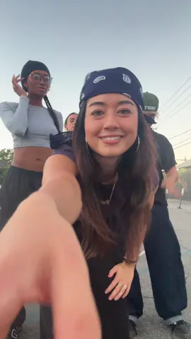 @TYLA me and my girlssss 😙 @phoebe 🫶🏾 @Jessi @KARA dc: @kipittok 