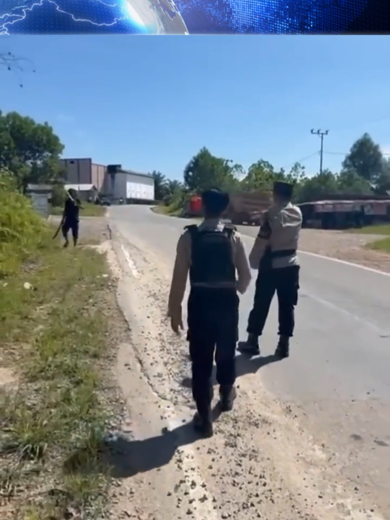 Halo Berita News.( Pembegalan Sadis Memiliki Ilmu Kebal Tahan Tembak ).  #beritahariini #viralnew #beritaterkini #viraltiktok #fyppppppppppppppppppppppp #viralnews #foryou #begal #sadis #kebal