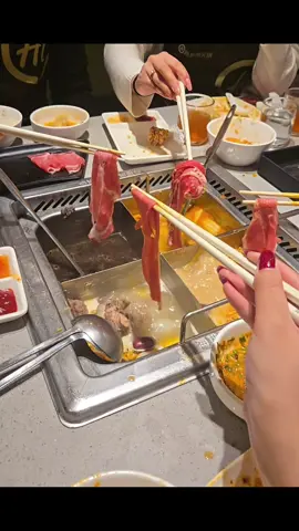 Finally did this at Haidilao but the video didnt turn out like I wanted🫩😁 #haidilao #hotpot 