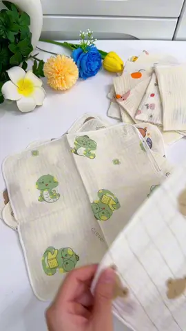 Set khăn sữa vừa mềm vừa mịn ưng lắm các mom ạ #khansuachobe #mevabe #xuhuong 