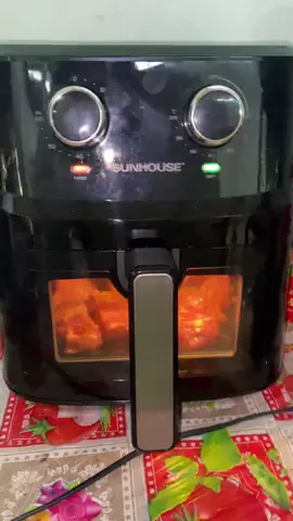 Nồi chiên không dầu Sunhouse SHD4030 6,5L, điều chỉnh núm xoay, tự ngắt khi quá nhiệt #noichienkhongdau #Sunhouse #xh #thinhhanh #xuhuong 