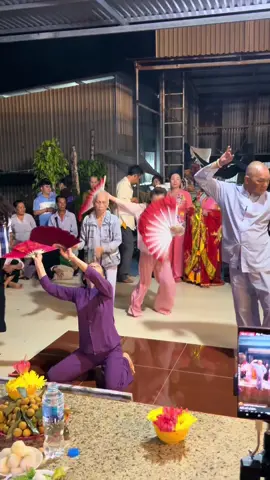 Hôm nay tôi bị lạc vào nước Tây Thiên Trúc rồi