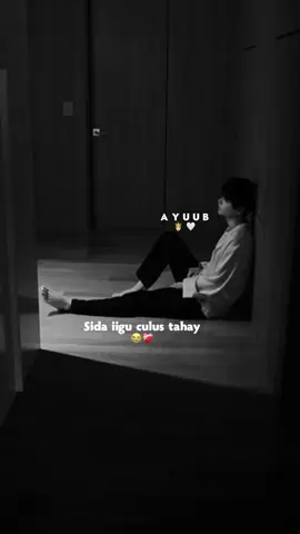 Caawo Iga saar dheh🥺❤️#jawi_bila🌊❤️🌴 #jawiga_jawiyada_eryaday🌴🌾❤️ #AYUUB🤍🤴🏻 #music_lyrics #somalitiktok12 