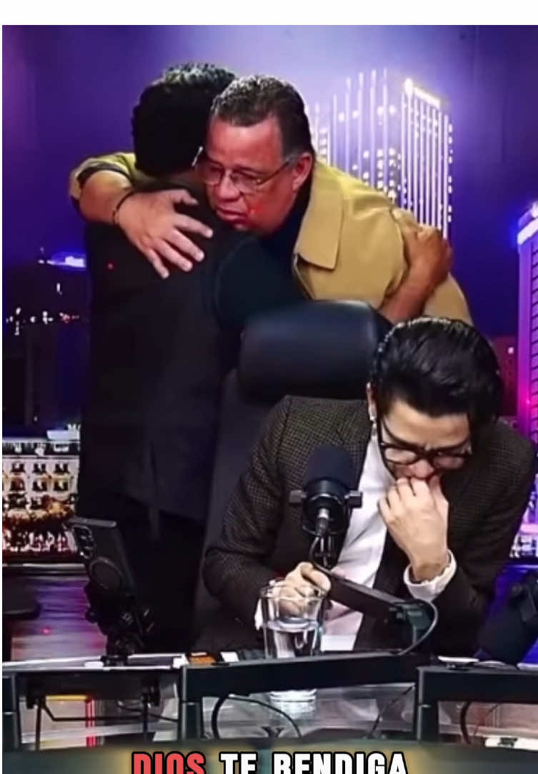 Los errores son siempre perdonables, si uno tiene el coraje de admitirlos, #perdon #perdoname #lacasadealofoke2 #paratiiiiiiiiiiiiiiiiiiiiiiiiiiiiiii #Dios 