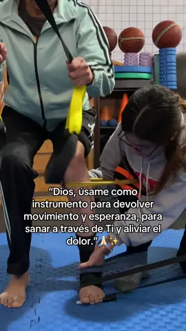 Los dones que Dios nos da no son para guardarlos, sino para usarlos y bendecir a otros.🙏🏻🤍 #fisioterapia #evc #rehabilitation #parati #fyp 