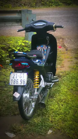 Nhìn xe đoán tiền đồ 🌊#xedovietnam #khaomang #linvantung 