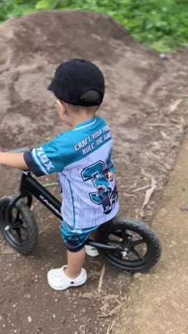 Setelan bagus gini cuma 40ribuan bun😍🫶🏻 #setelananak #ootdanaklakilaki #jerseyanak #jerseyroblox 